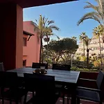 Elviria: 3 Dorm, Playa Andando Y Piscina